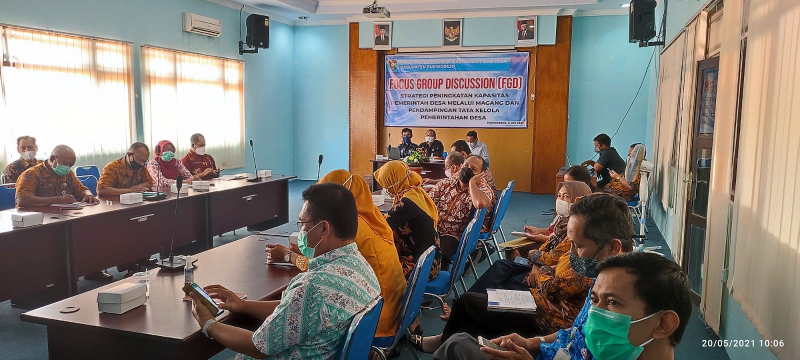 Focus Group Discusion ( FGD ) Strategi peningkatan Kapasitas Pemerintah Desa melalui Magang dan Pendampingan Tata Kelola Pemerintah Desa