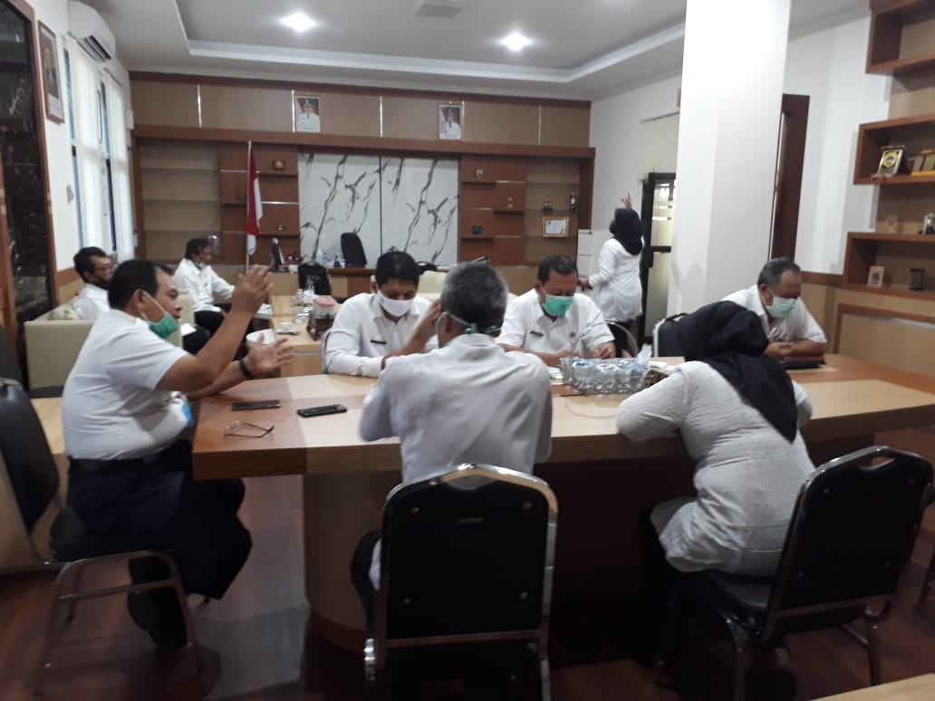 Rapat Koordinasi Tindak Lanjut ValidasiData Calon Penerima Bantuan di Ruang Arahiwang Setda Purworejo