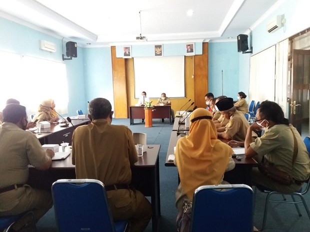 Rapat Koordinasi Camat dalam Rangka Pengambilan Sumpah/ Janji dan Pelantikan Calon Kades Terpilih 2021