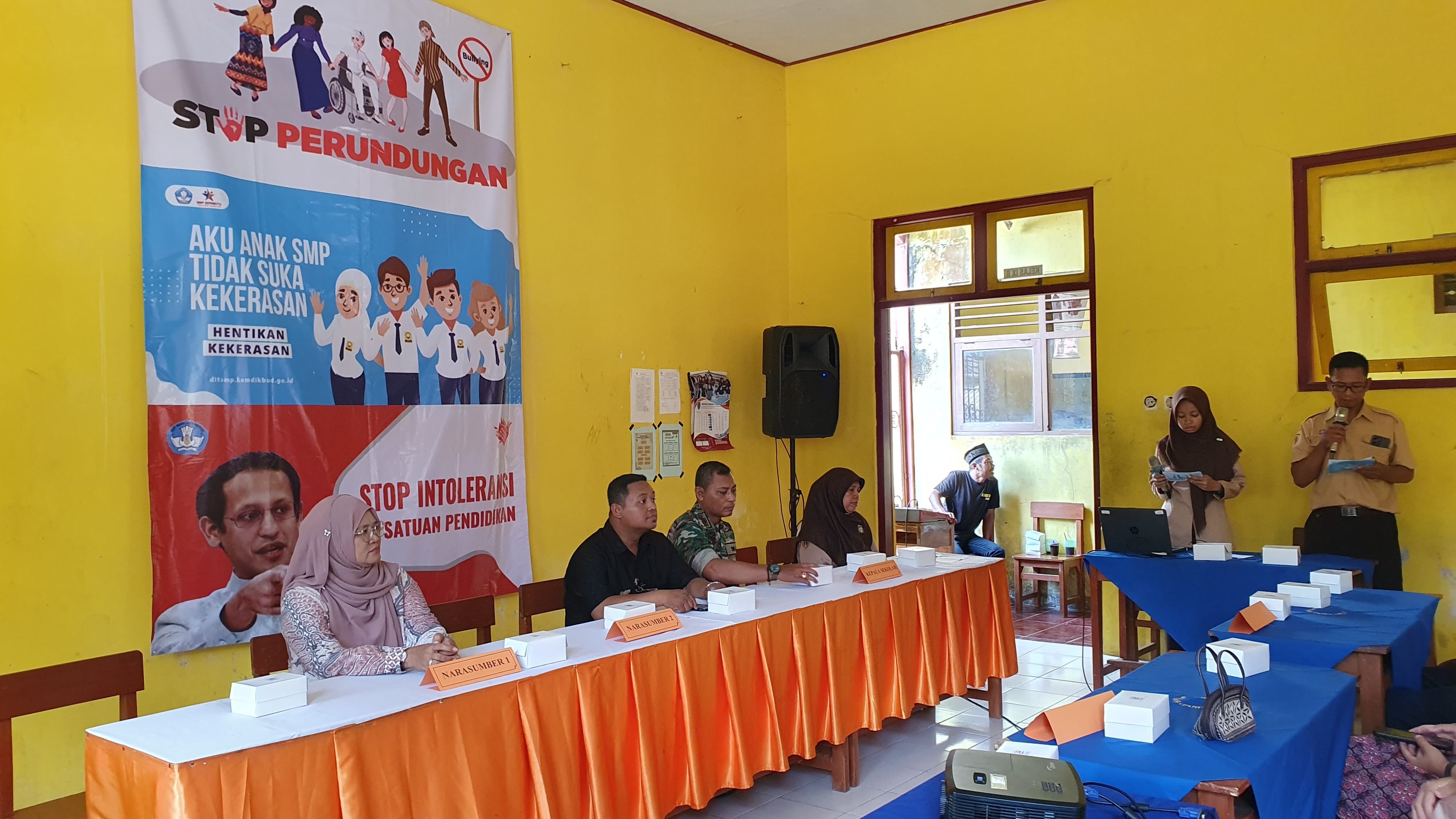 Sosialisasi anti perundungan / bullying di SMP N 43 Purworejo