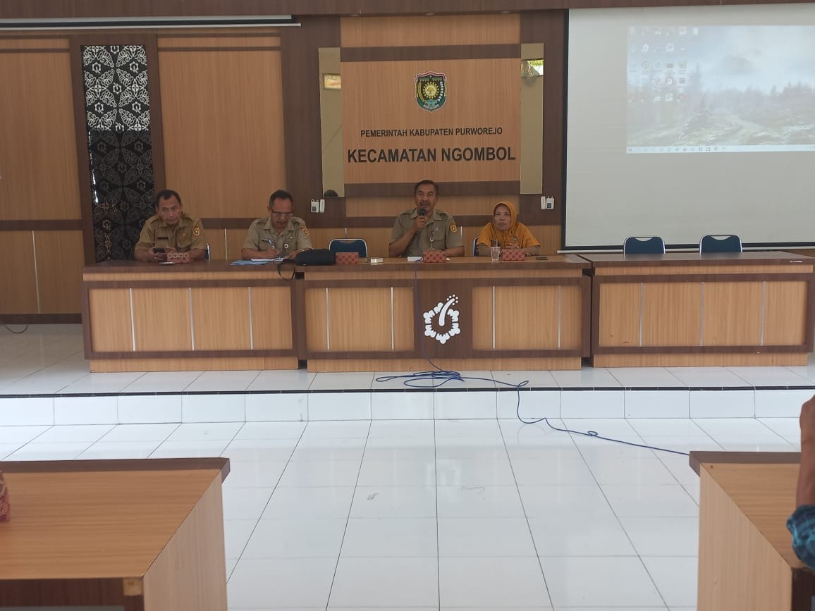 Percepatan Pencairan Bantuan Gubernur Kegiatan Sarana dan prasarana Desa Tahun Anggaran 2024 Di Kecamatan Ngombol