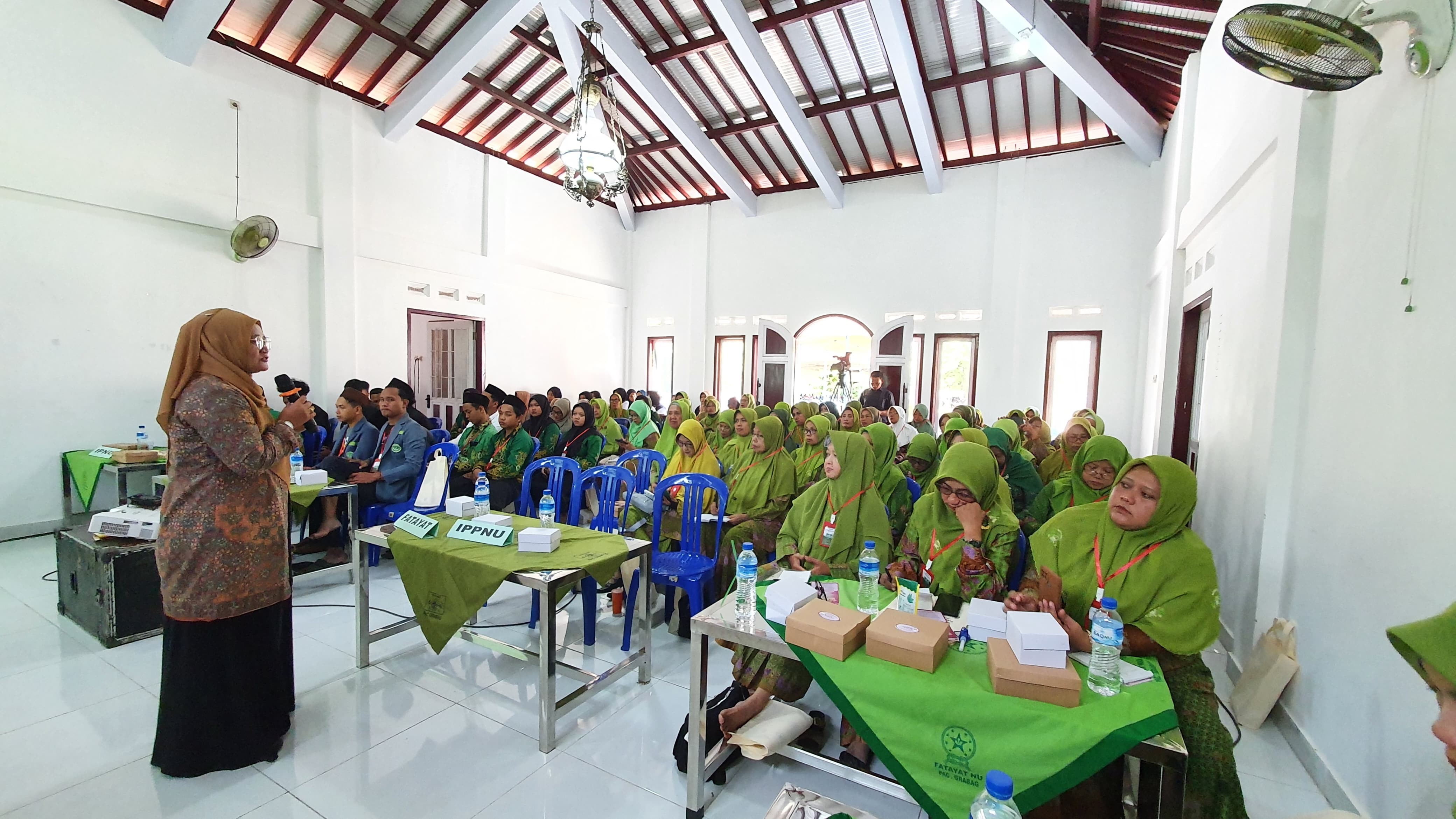 Seminar Pencegahan Pernikahan Dini \" Jo Kawin Bocah, Ciptakan Generasi Cerdas dan Berkualitas