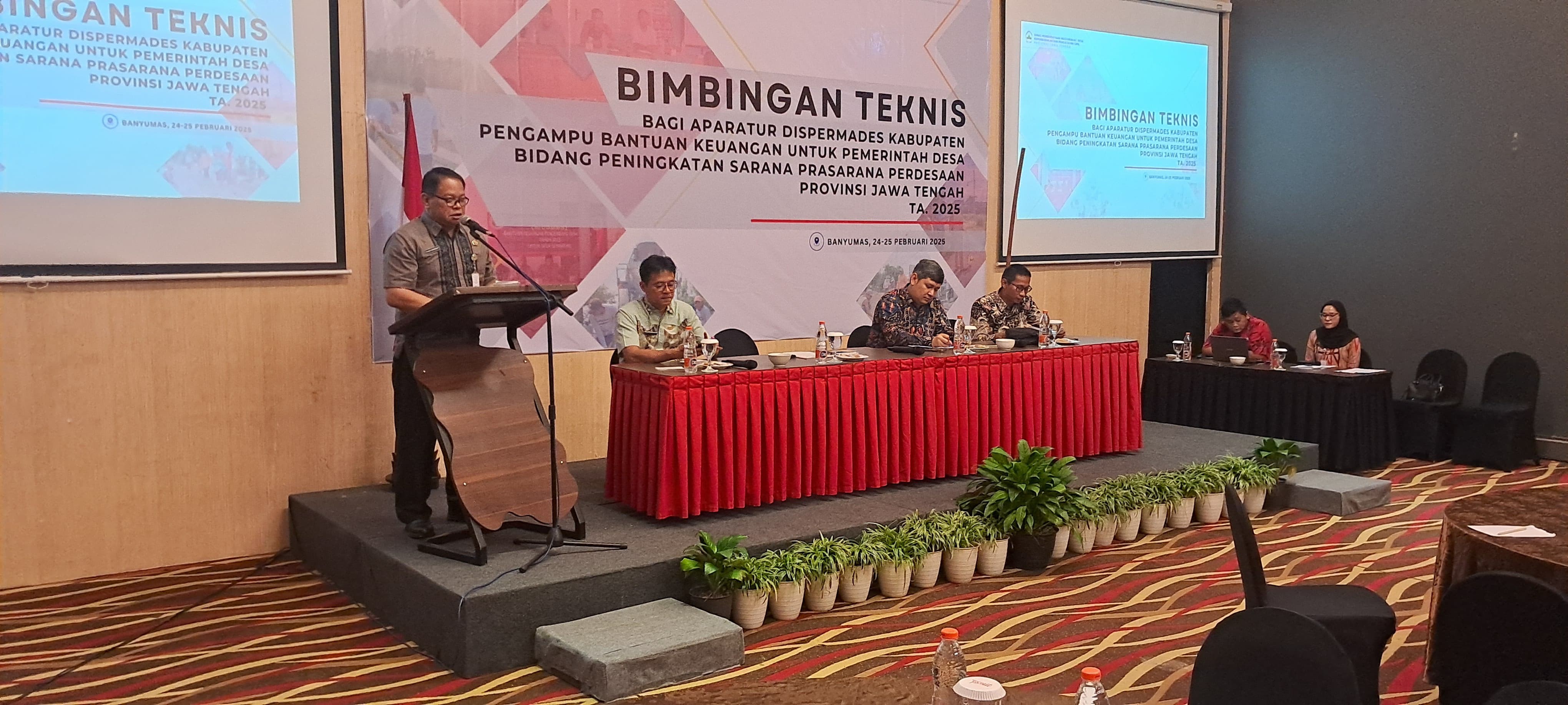 Bimtek Bagi Aparatur Dispermades Kabupaten Pengampu Bantuan Keuangan Untuk Pemerintah Desa Bidang Peningkatan Sarana Dan Prasarana Provinsi Jawa Tengah Tahun Anggaran 2025