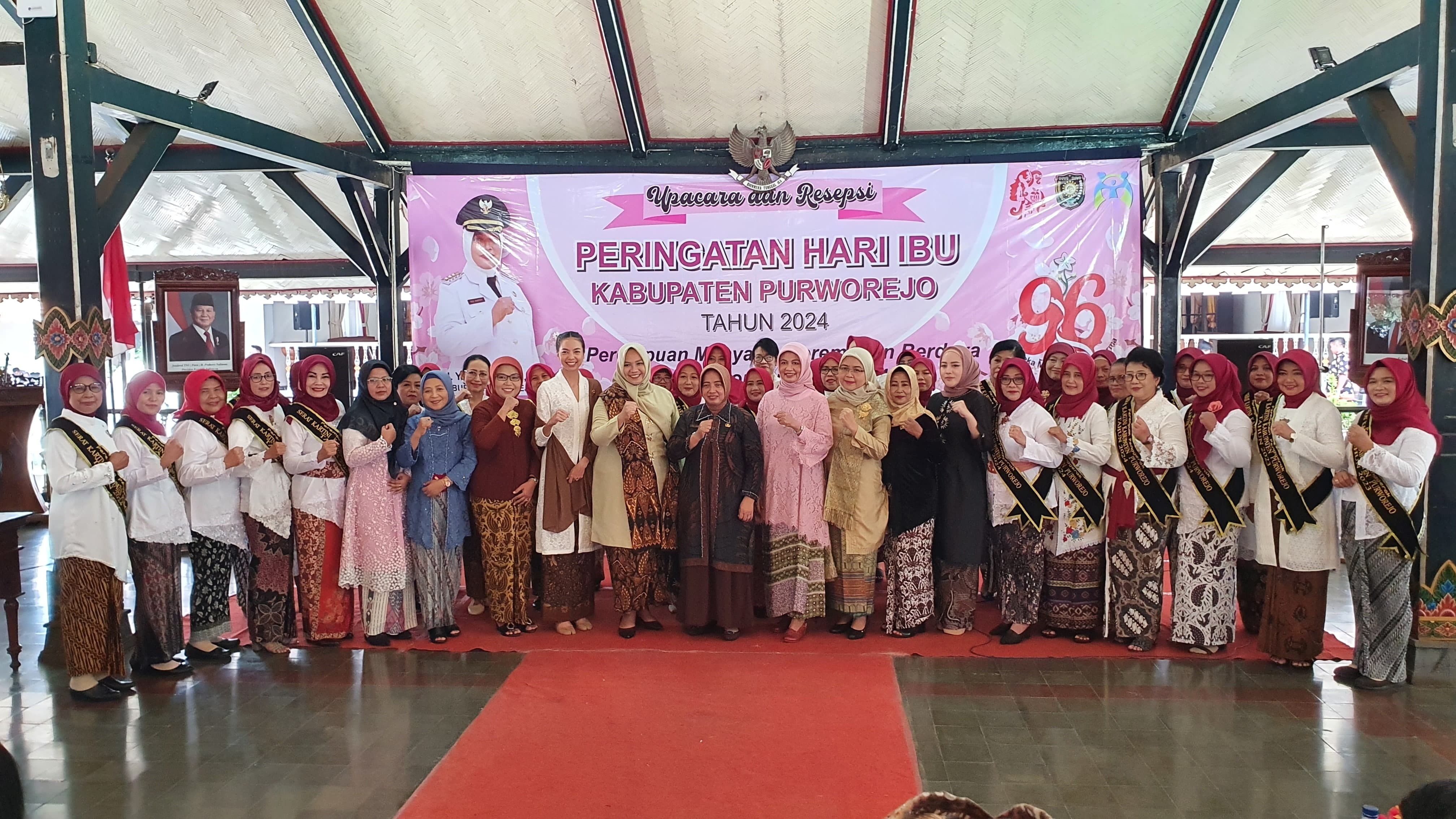 Wisuda Perempuan Penggerak SERAT KARTINI Kabupaten Purworejo