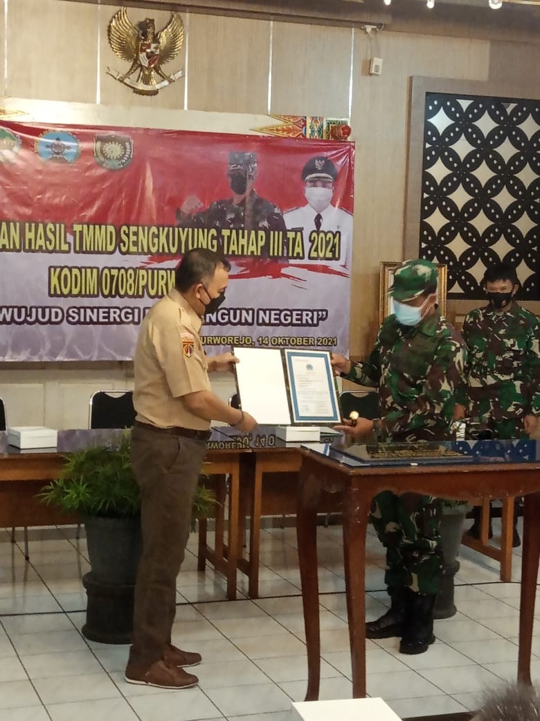 Penutupan tmmd sengkuyung tahap III tahun 2021