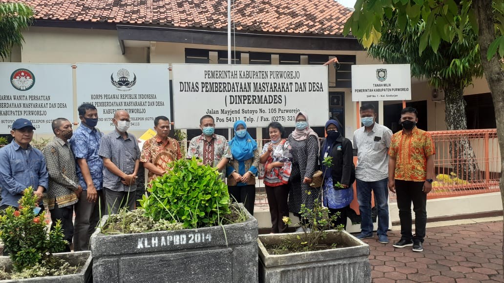 Kunjungan studi komparasi dari Dispermades Kab.Karanganyar