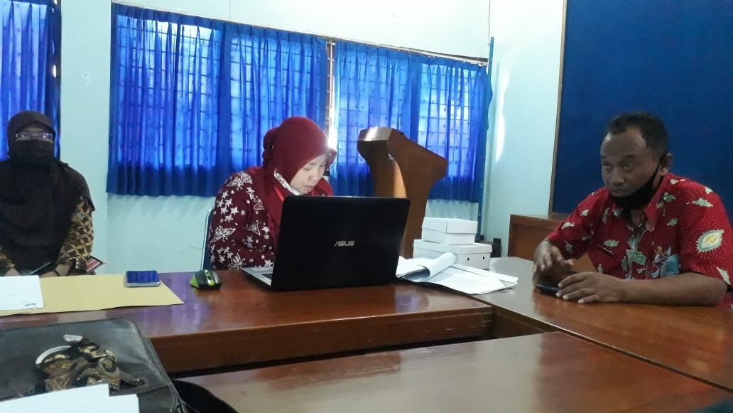 Rapat pembahasan Draf Peraturan Bupati tentang Pedoman Pengelolaan Bantuan Keuangan bersifat khusus kepada Pemerintah Desa